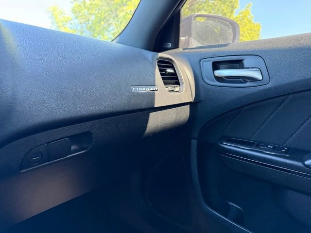 Used 2022 Dodge Charger R/T w/ Blacktop Package RWD image 21