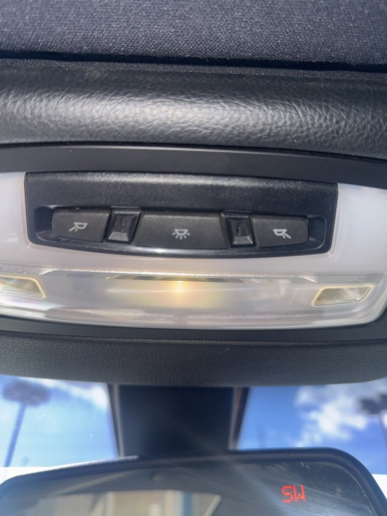 Used 2018 BMW 430i xDrive Convertible image 18