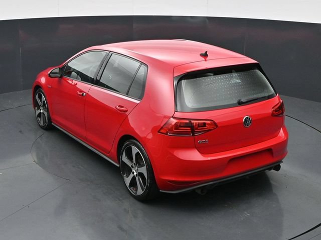 Used 2016 Volkswagen Golf 4-Door FWD image 38