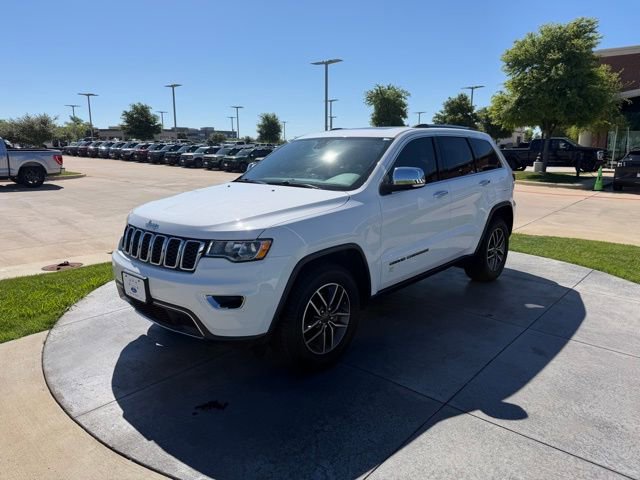 Used 2020 Jeep Grand Cherokee Limited w/ Luxury Group II image 3
