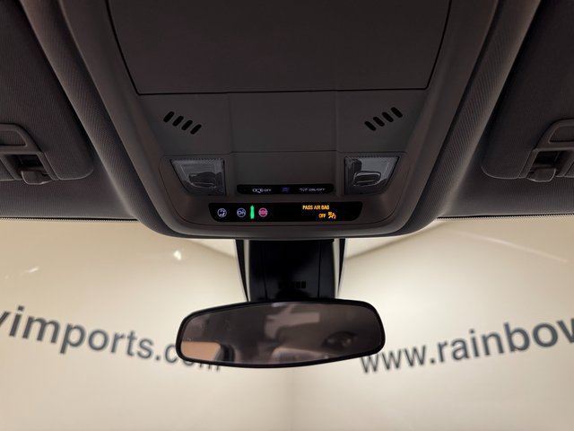 Used 2024 Chevrolet Blazer LT w/ Midnight/Sport Edition FWD image 18
