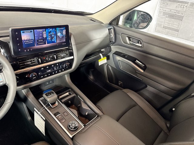 New 2026 Nissan Pathfinder SL AWD/4WD image 21