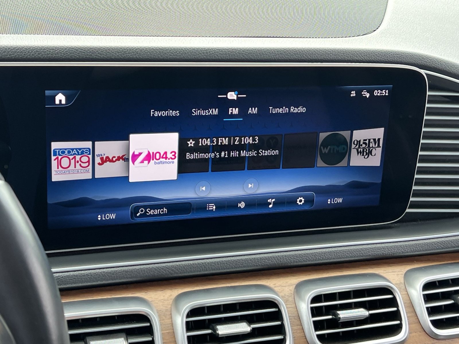 Used 2025 Mercedes-Benz GLE 350 4MATIC image 17