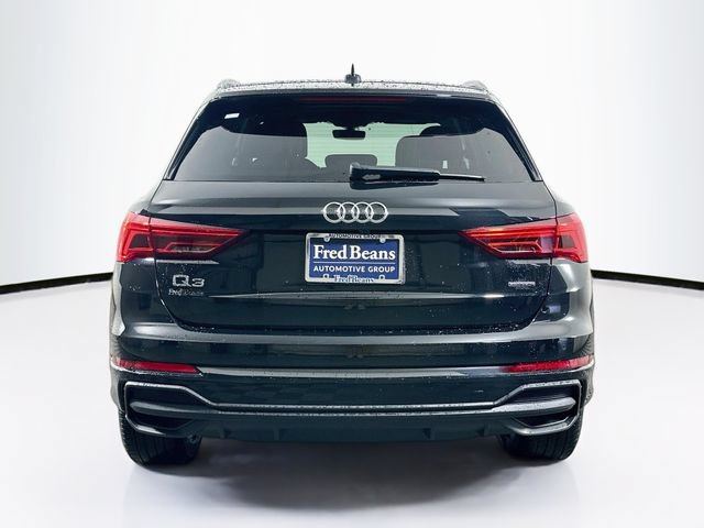 Used 2024 Audi Q3 2.0T Premium AWD/4WD image 7