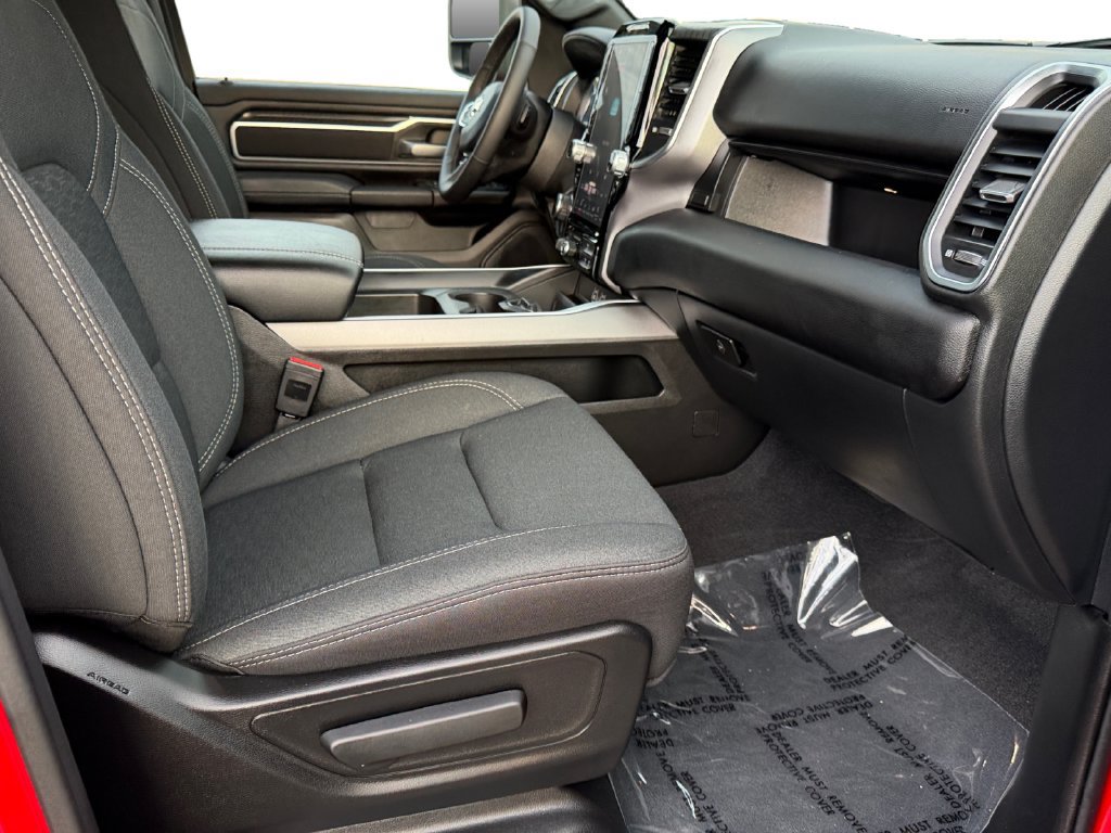 Used 2025 RAM 1500 Big Horn AWD/4WD image 8