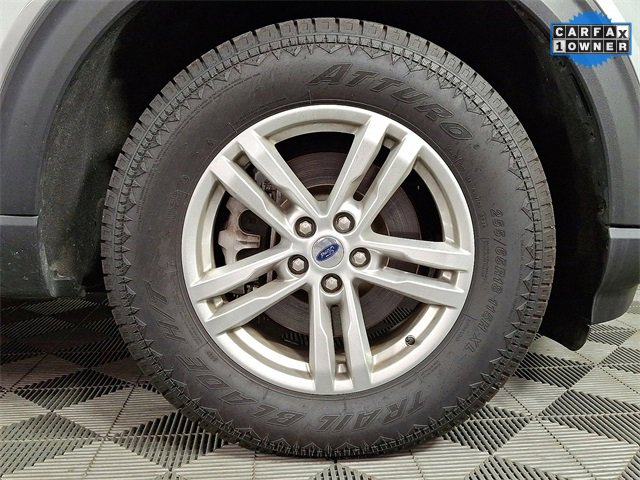 Used 2023 Ford Explorer XLT w/ Equipment Group 202A image 11