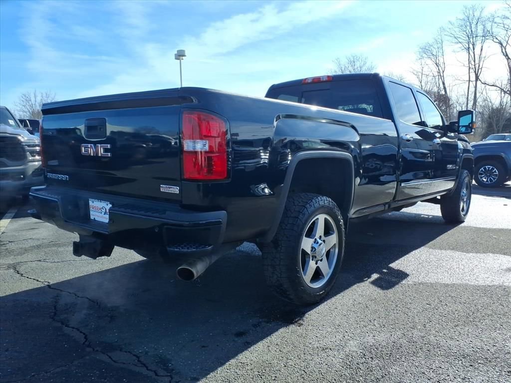 Used 2017 GMC Sierra 2500 SLT w/ All Terrain HD Package image 20