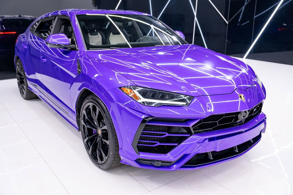 Used 2022 Lamborghini Urus image 7