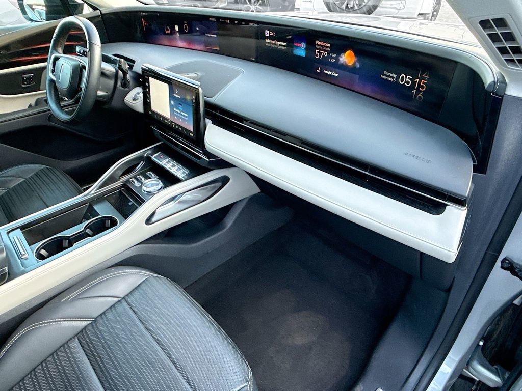 Used 2024 Lincoln Nautilus Reserve image 34