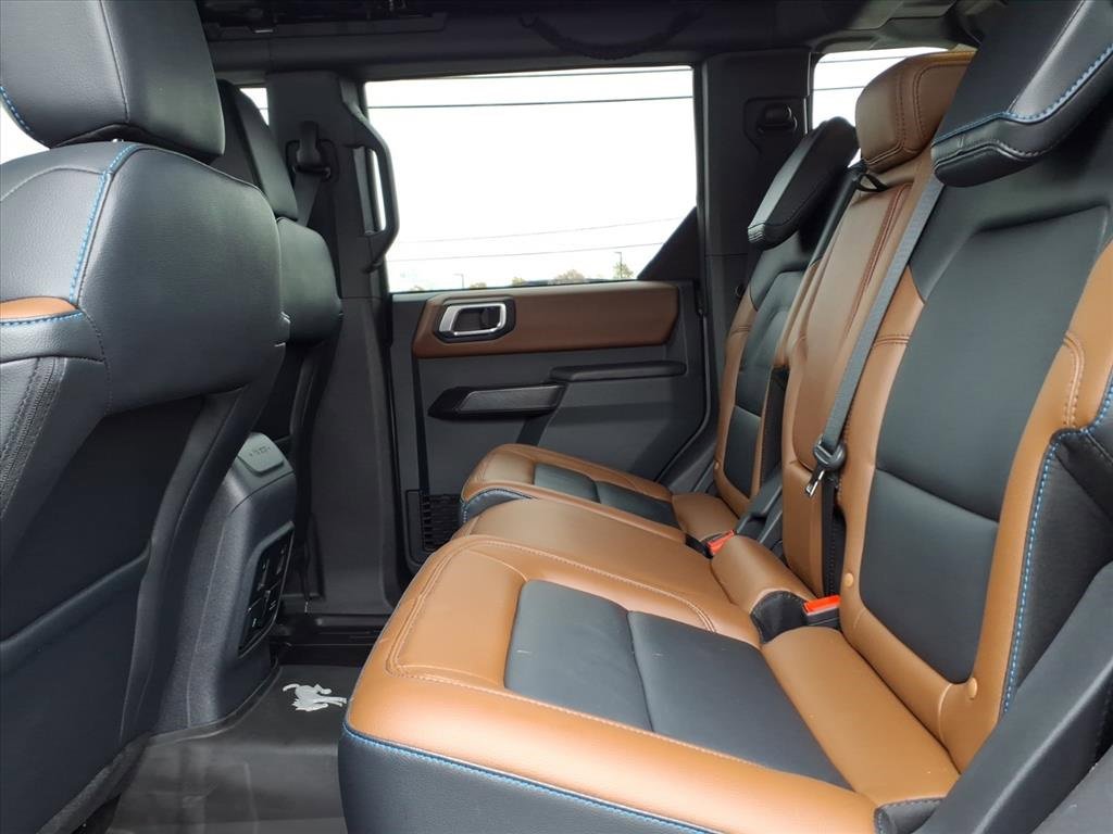 Certified 2024 Ford Bronco Outer Banks image 8