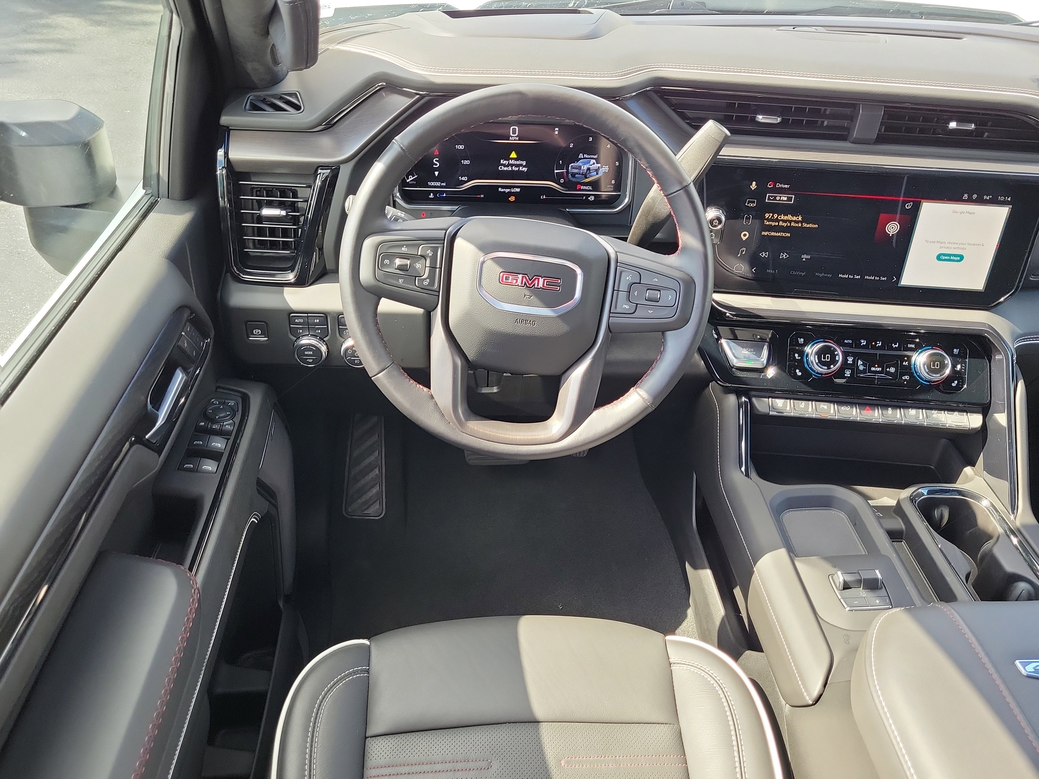 Used 2025 GMC Sierra 2500 AT4X AWD/4WD image 18