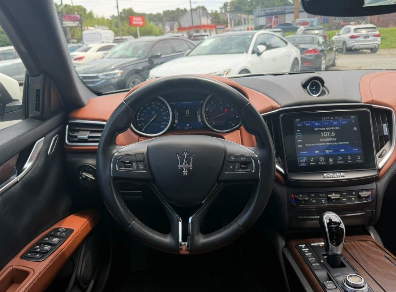 Used 2017 Maserati Ghibli S RWD image 13