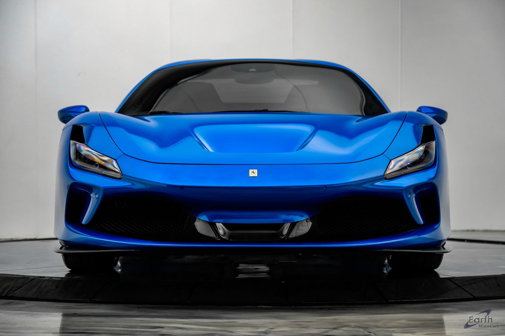 Used 2023 Ferrari F8 Tributo RWD image 39