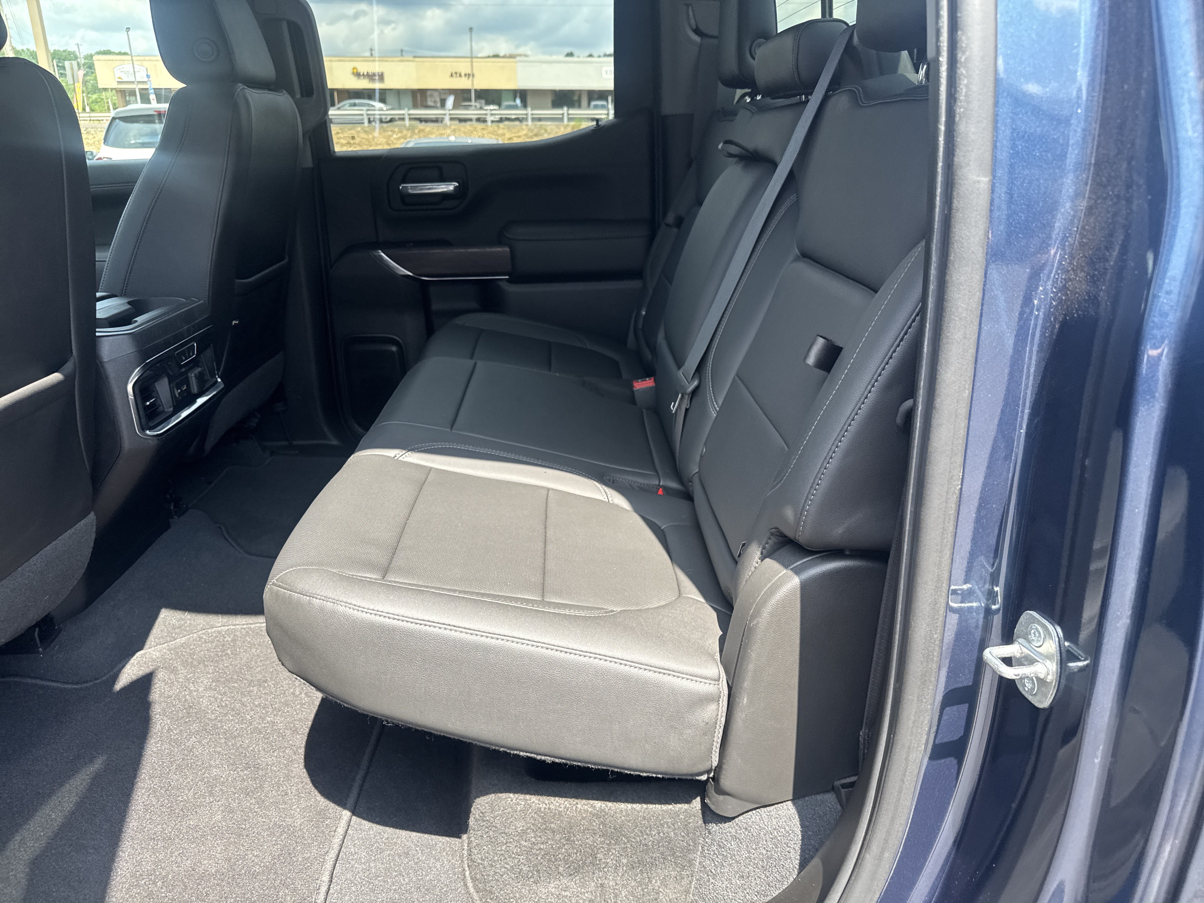Used 2019 GMC Sierra 1500 SLT w/ SLT Premium Package AWD/4WD image 13