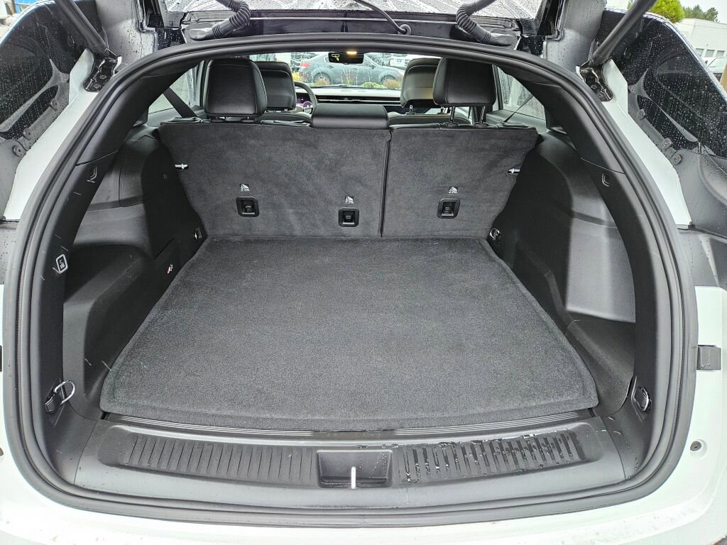 Used 2024 Jeep Wagoneer Launch Edition image 9