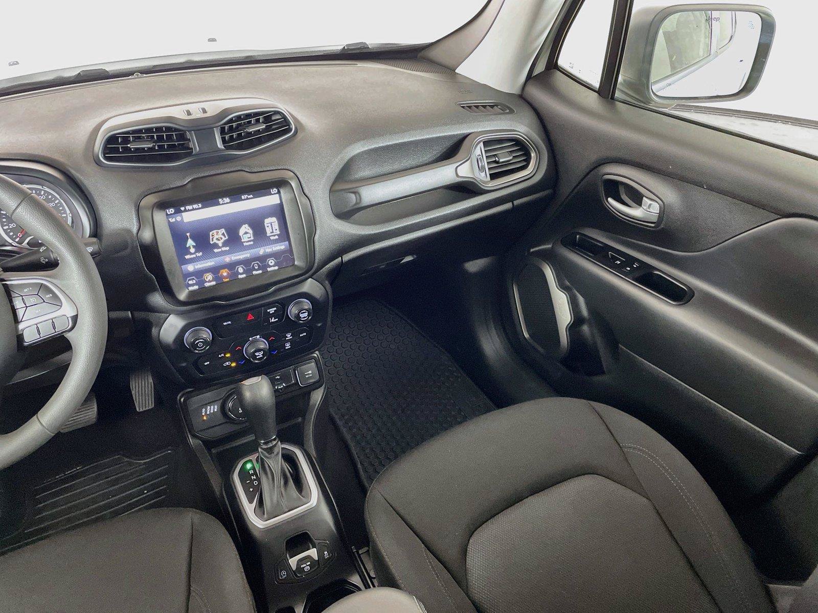 Used 2023 Jeep Renegade Latitude AWD/4WD image 23