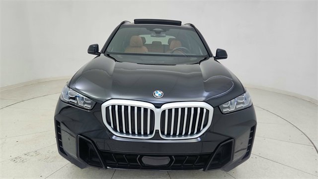 Used 2025 BMW X5 sDrive40i w/ M Sport Package image 2