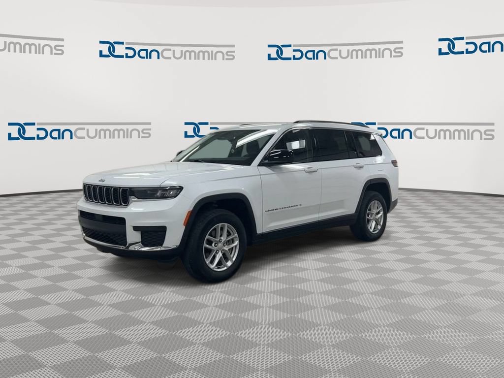 Used 2022 Jeep Grand Cherokee L Laredo w/ Luxury Tech Group I AWD/4WD image 4