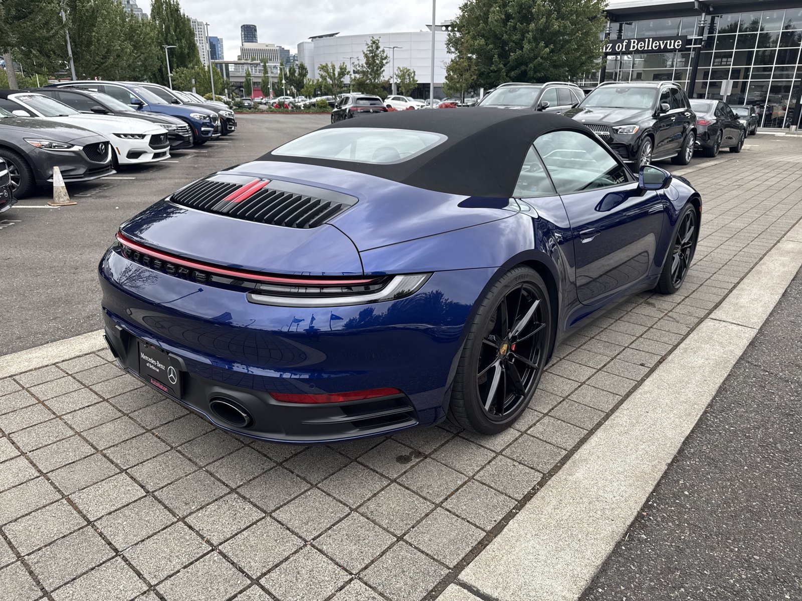 Used 2020 Porsche 911 Carrera S RWD image 5