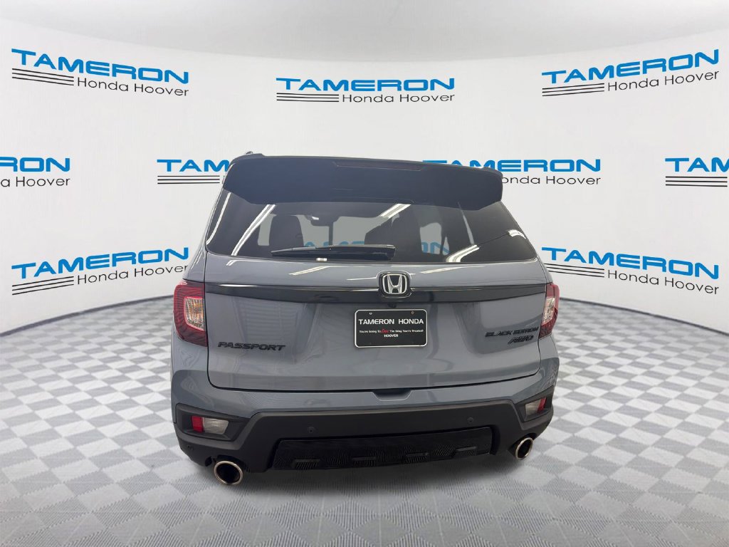 Used 2024 Honda Passport Black Edition image 4