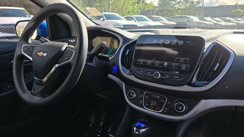 Used 2018 Chevrolet Volt LT image 11