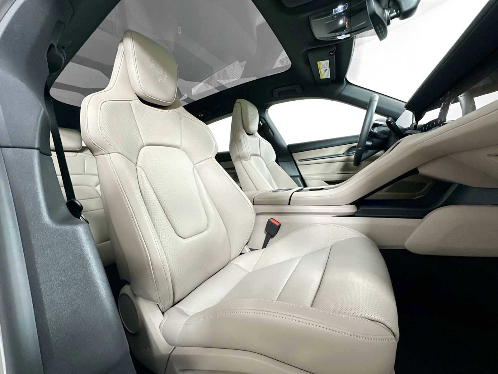 New 2025 Porsche Taycan 4S image 28