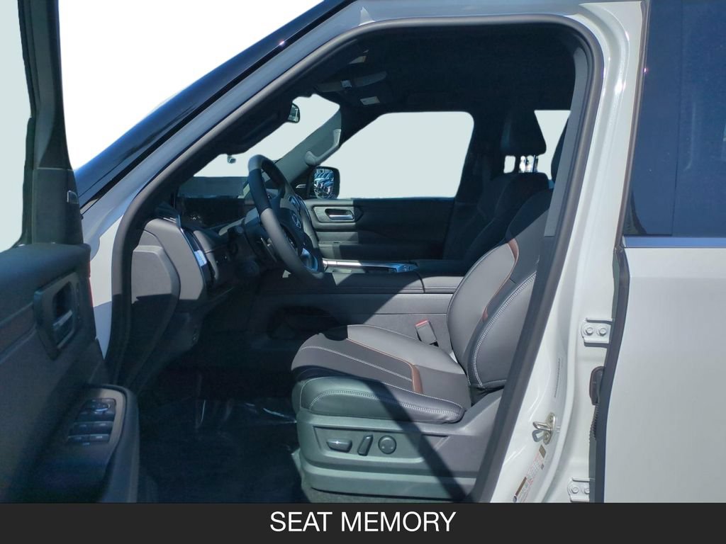 New 2026 Nissan Armada SL w/ Captain's Chari Seat Package AWD/4WD image 14