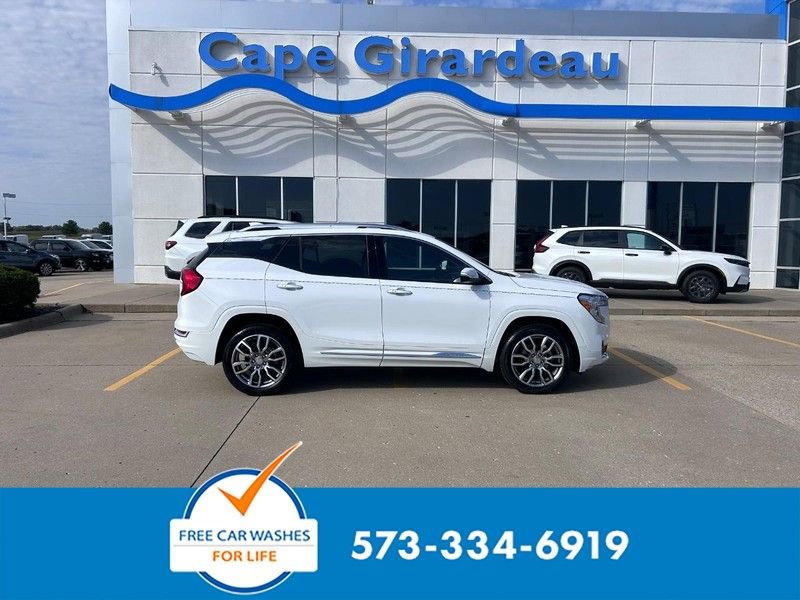 Used 2024 GMC Terrain Denali