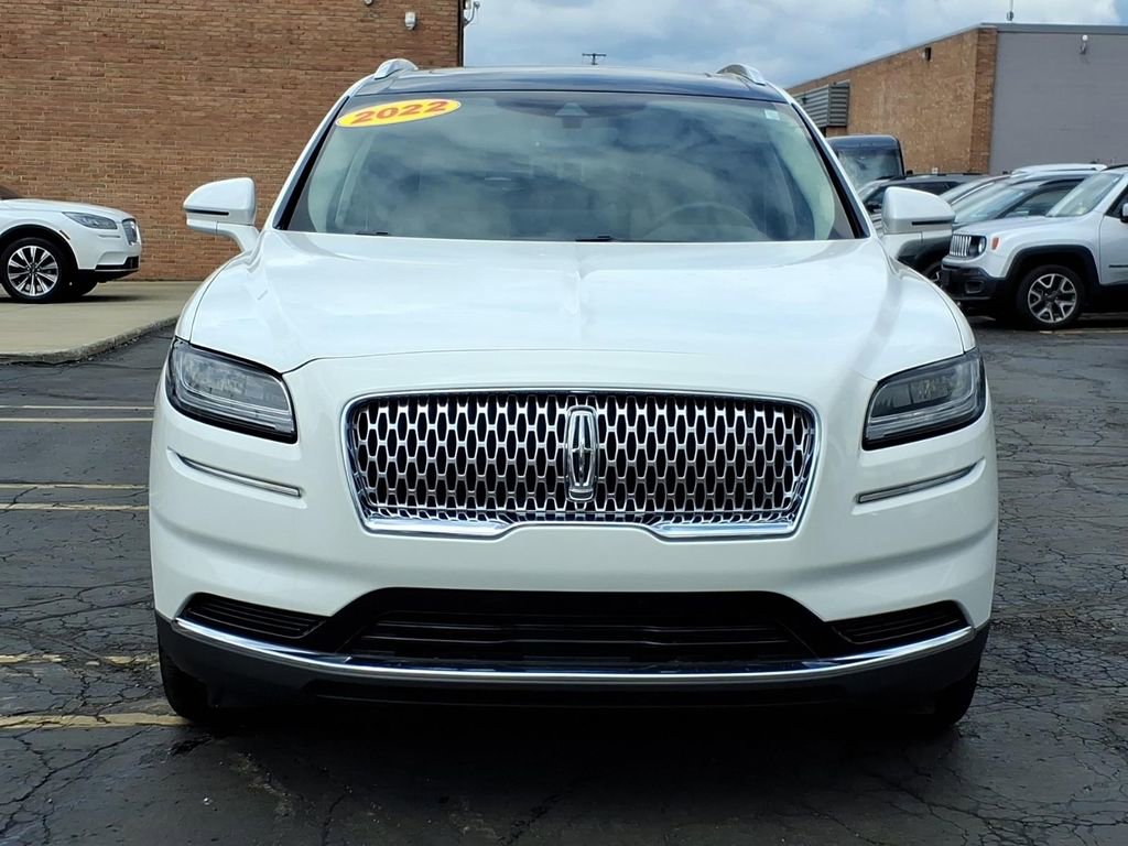 Certified 2022 Lincoln Nautilus Reserve w/ Luxury Package AWD/4WD image 2