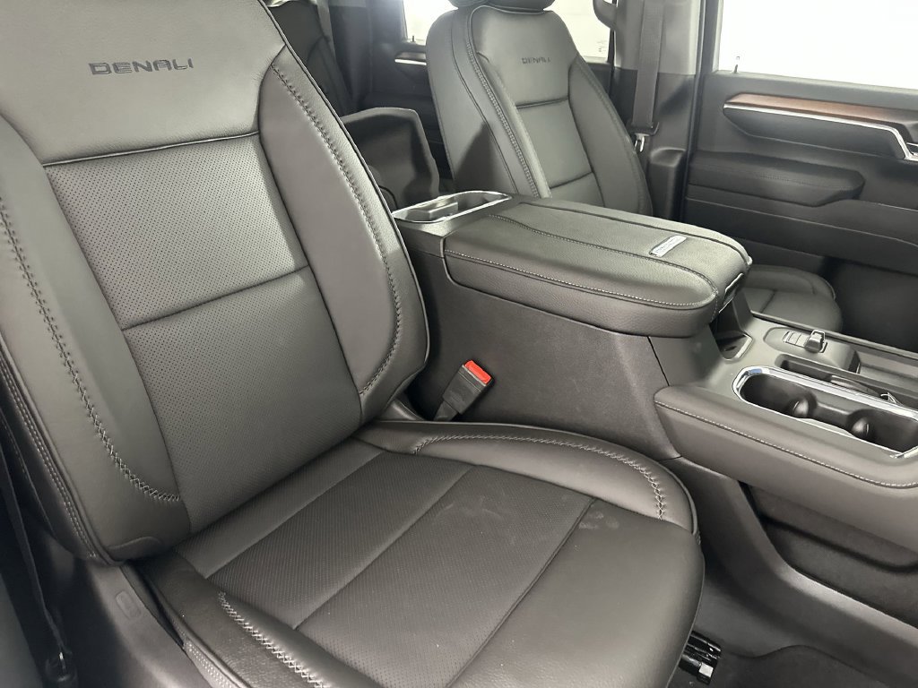 New 2026 GMC Sierra 2500 Denali w/ Denali Reserve Package AWD/4WD image 30