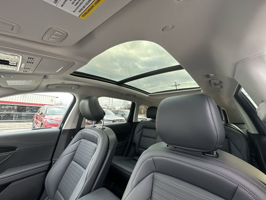 New 2026 Lincoln Nautilus Reserve w/ Jet Appearance Package image 22