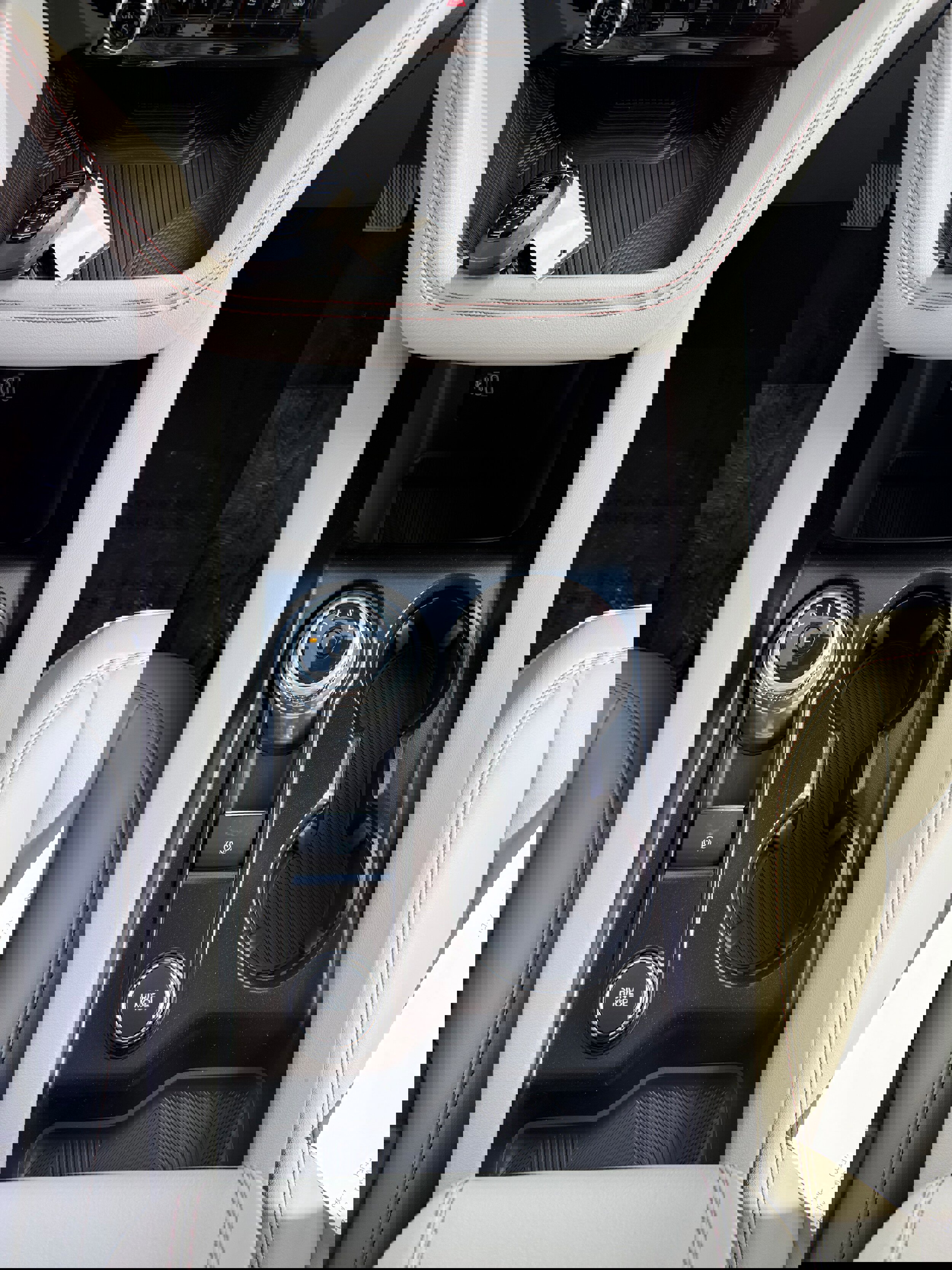 New 2026 Ford Explorer Active image 27