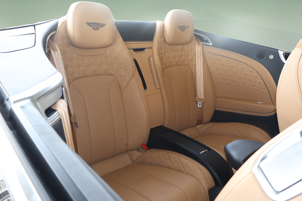 Used 2022 Bentley Continental GT AWD/4WD image 27
