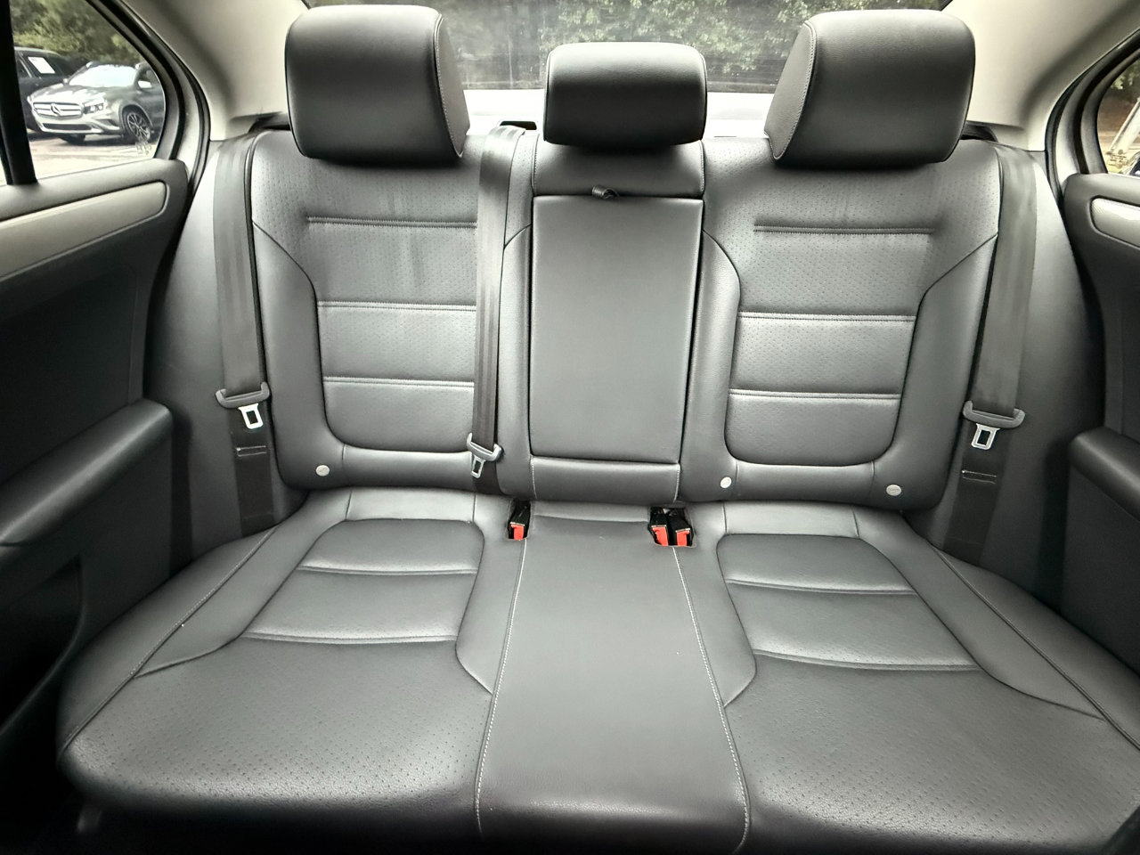 Used 2018 Volkswagen Jetta SE FWD image 16