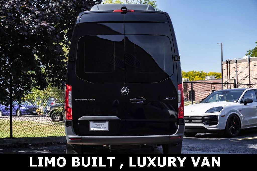 Used 2023 Mercedes-Benz Sprinter 2500 image 7