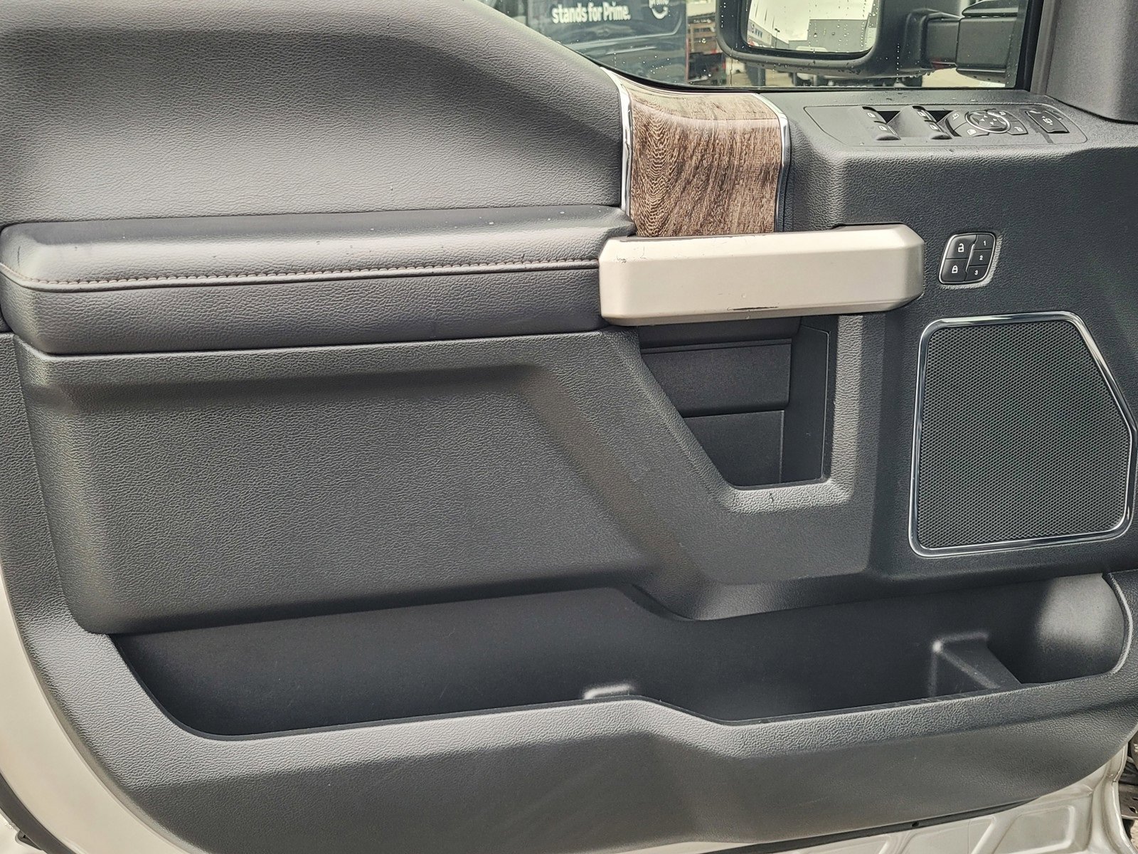 Used 2019 Ford F250 Lariat w/ Lariat Value Package image 16