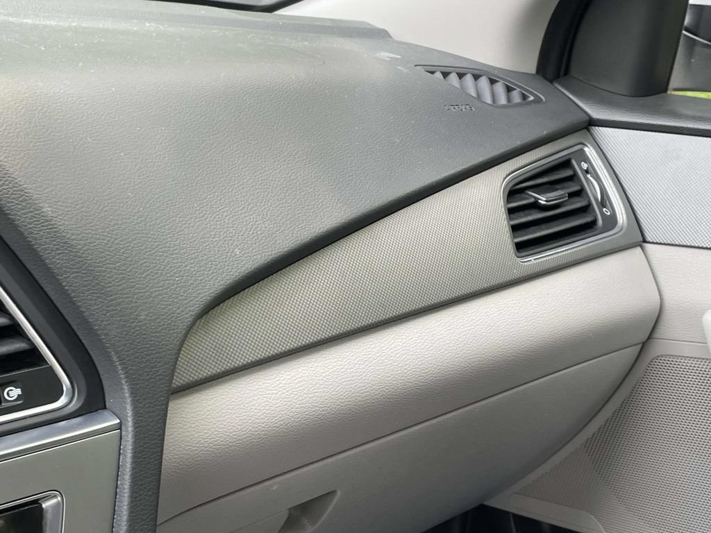 Used 2017 Hyundai Sonata SE FWD image 29