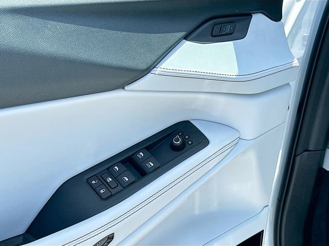 New 2026 Jeep Cherokee Overland w/ Advanced Pro Tech Group image 13