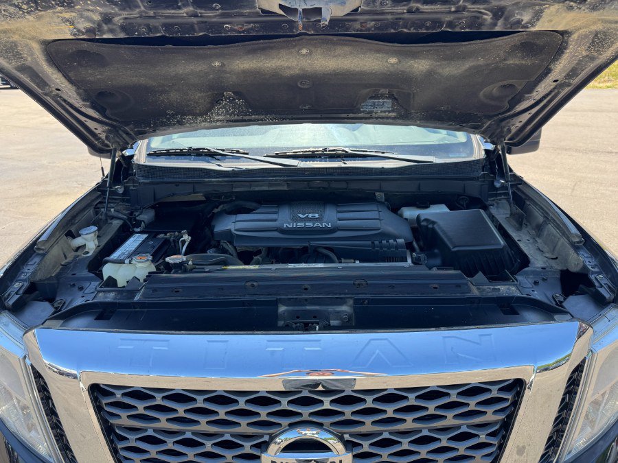 Used 2017 Nissan Titan PRO-4X AWD/4WD image 23