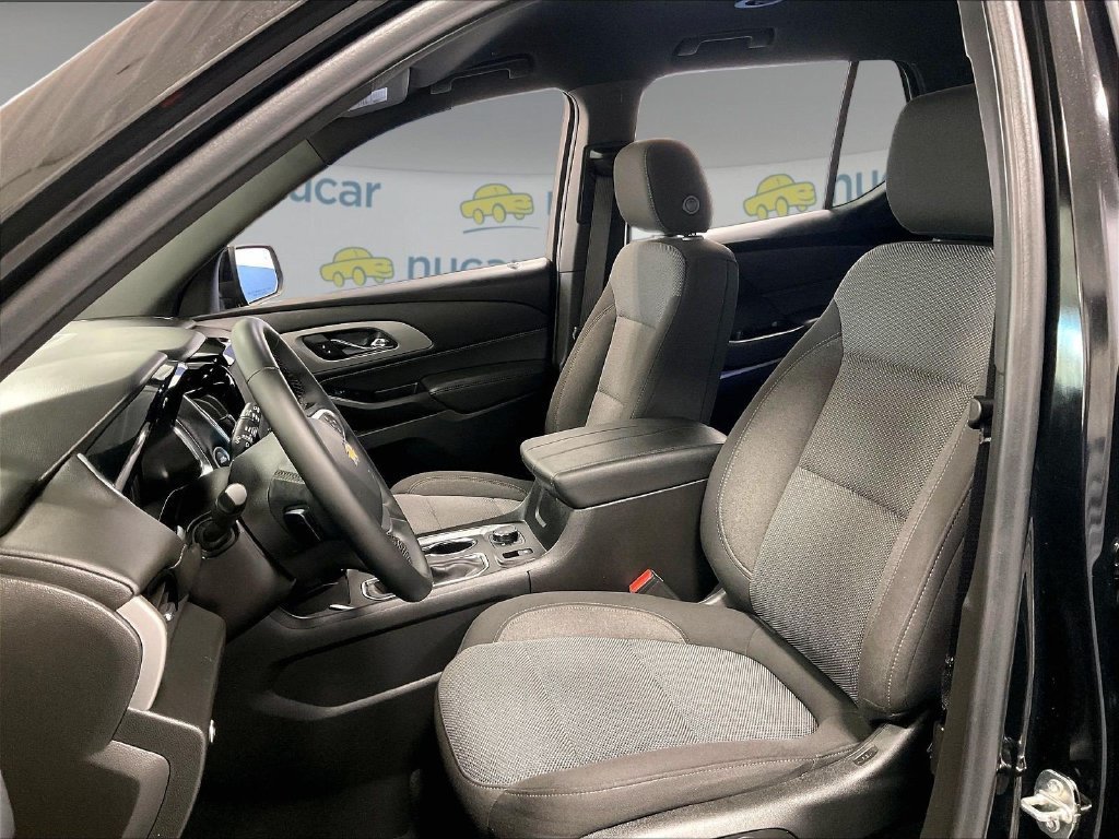 Used 2023 Chevrolet Traverse LT AWD/4WD image 10