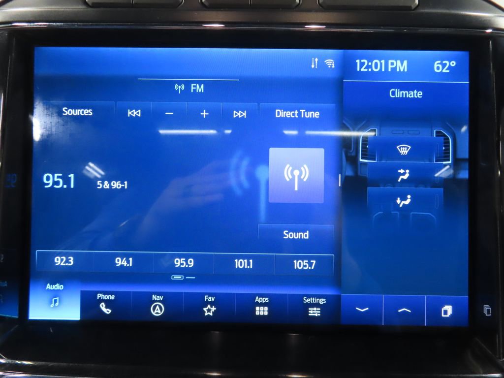 Used 2022 Ford F250 Lariat w/ Black Appearance Pkg AWD/4WD image 20
