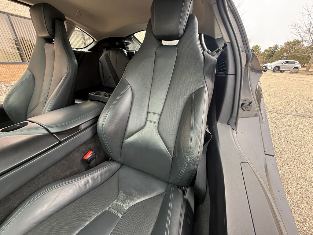 Used 2015 BMW i8 image 13