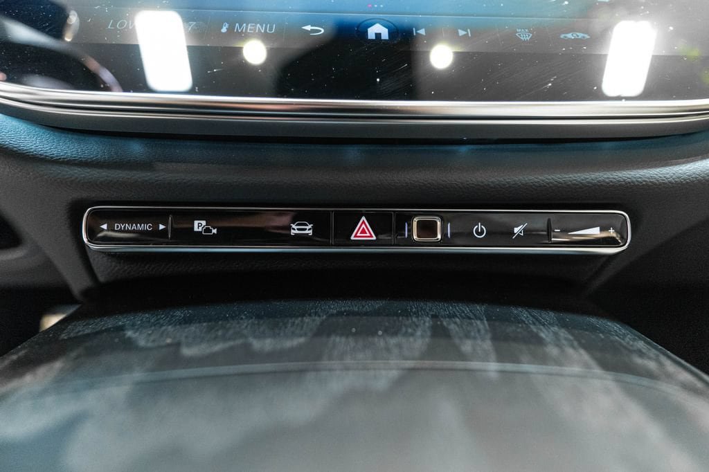 Used 2025 Mercedes-Benz E 450 4MATIC All-Terrain Wagon image 28