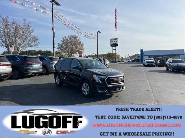 Used 2024 GMC Terrain SLE FWD image 1