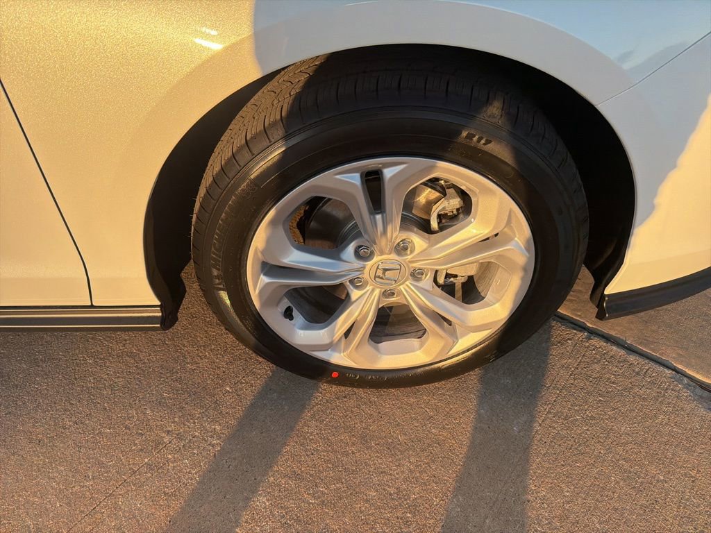 New 2026 Honda Accord LX image 31
