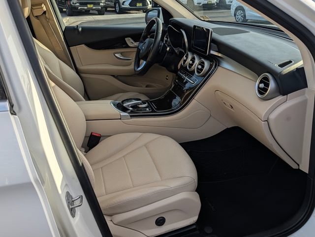 Used 2016 Mercedes-Benz GLC 300 image 9
