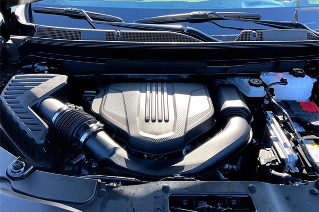 Used 2025 Chevrolet Traverse RS w/ LPO, Floor Liner Package image 31