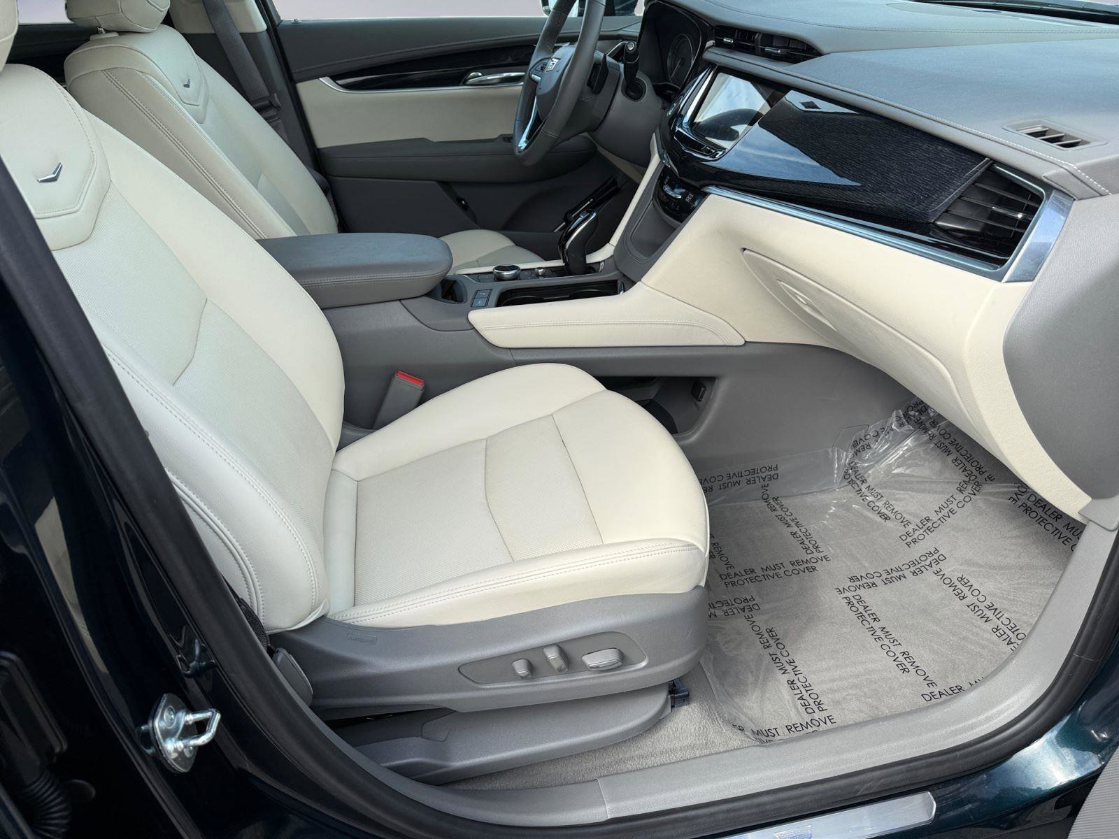 Certified 2024 Cadillac XT6 Premium Luxury w/ Technology Package image 19