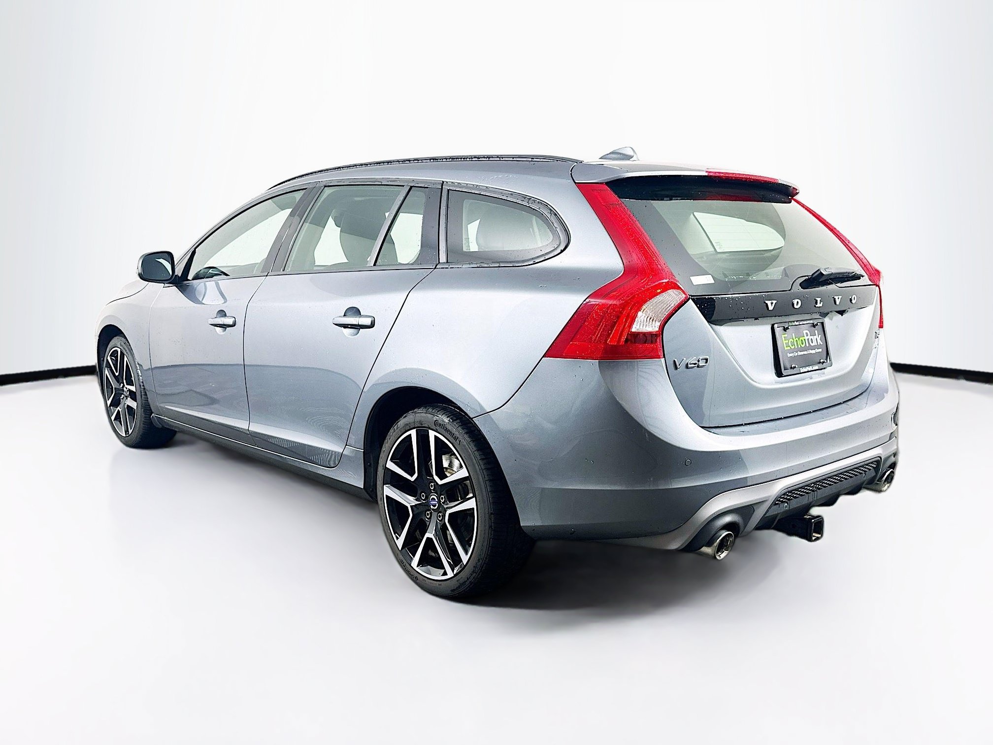 Used 2018 Volvo V60 T5 Dynamic AWD/4WD image 5