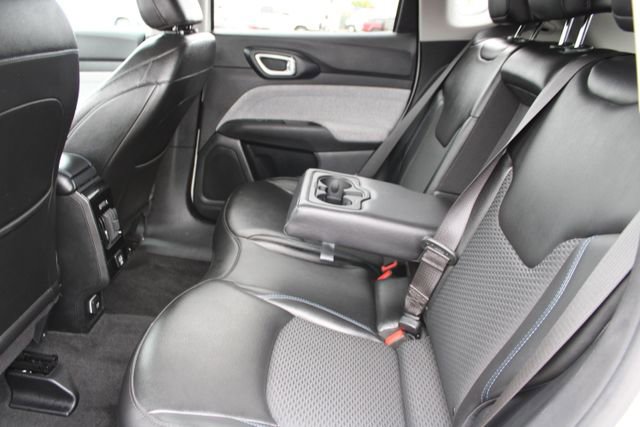 Used 2022 Jeep Compass Latitude image 37